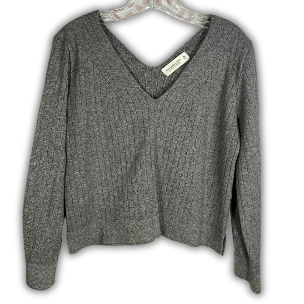 Abercrombie & Fitch Grey Ribbed Crop V-Neck Sweater Soft A&F Collection Medium